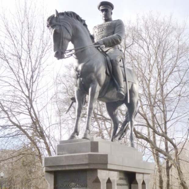 Фотография памятника Памятник маршалу Советского Союза Константину Рокоссовскому