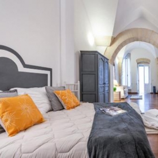 Фотография мини отеля Yellow Loft - Old Town Salentoinfotour