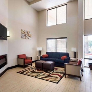 Фотография гостиницы Quality Inn Olive Branch