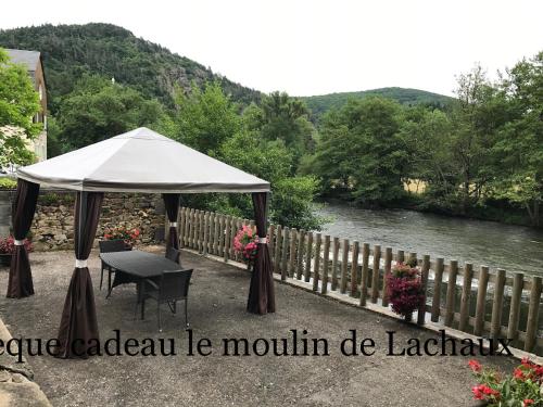 Фотография мини отеля Chambres d'Hotes du Moulin de Lachaux