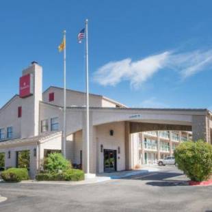 Фотографии гостиницы 
            Ramada by Wyndham Albuquerque Airport