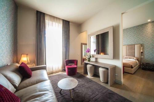 Фотографии гостевого дома 
            Vittoriano Luxury Suites