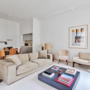 Фотография гостевого дома Modern Apt 3BDR/3BTH - Louvre Museum/Tuileries