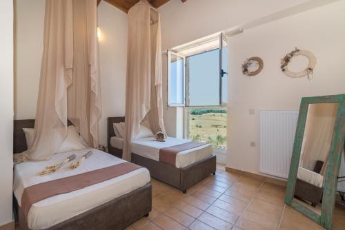 Фотография гостевого дома ARCHONTIKO VILLAGE VOLIMES 5' minutes from the shipwreck