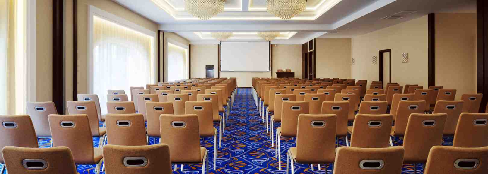 Фотография конференц-зала Чайковский