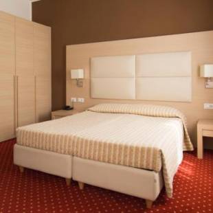 Фотографии гостиницы
Hotel Regina