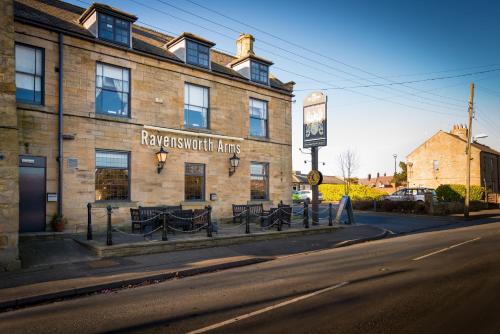 Фотография мини отеля Ravensworth Arms Hotel by Greene King Inns