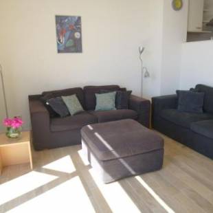 Фотографии гостевого дома
Modern Holiday Home near Kortgene with Jetty