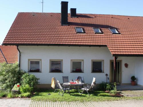 Фотография гостевого дома Charming Holiday Home in Neureichenau, 8 km from Ski Area