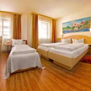 Фотографии гостиницы
Hotel zum Ochsen