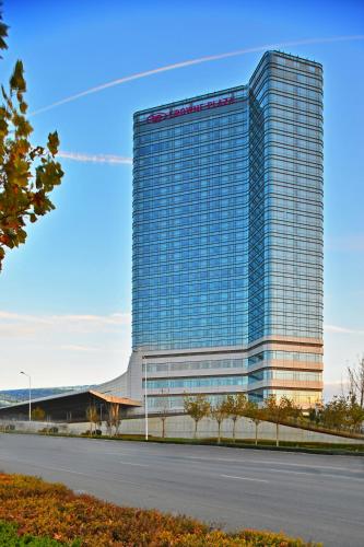 Фотография гостиницы Crowne Plaza Dalian Sports Center, an IHG Hotel