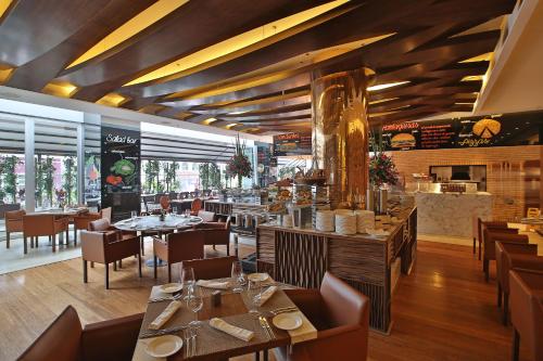 Фотография гостиницы Cali Marriott Hotel