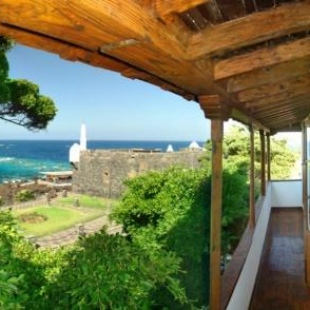 Фотография гостиницы Isla Baja Suites