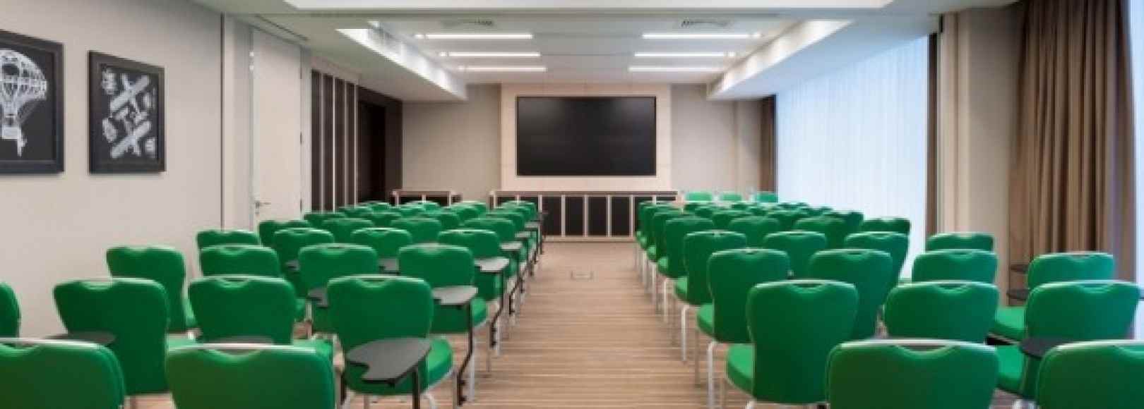 Фотография конференц-зала GATE 1