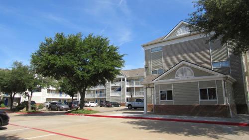 Фотография гостиницы InTown Suites Extended Stay Arlington TX – South