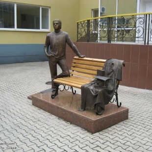 Фотография памятника Памятник студенту