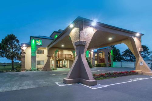 Фотография гостиницы Quality Inn & Suites Redwood Coast