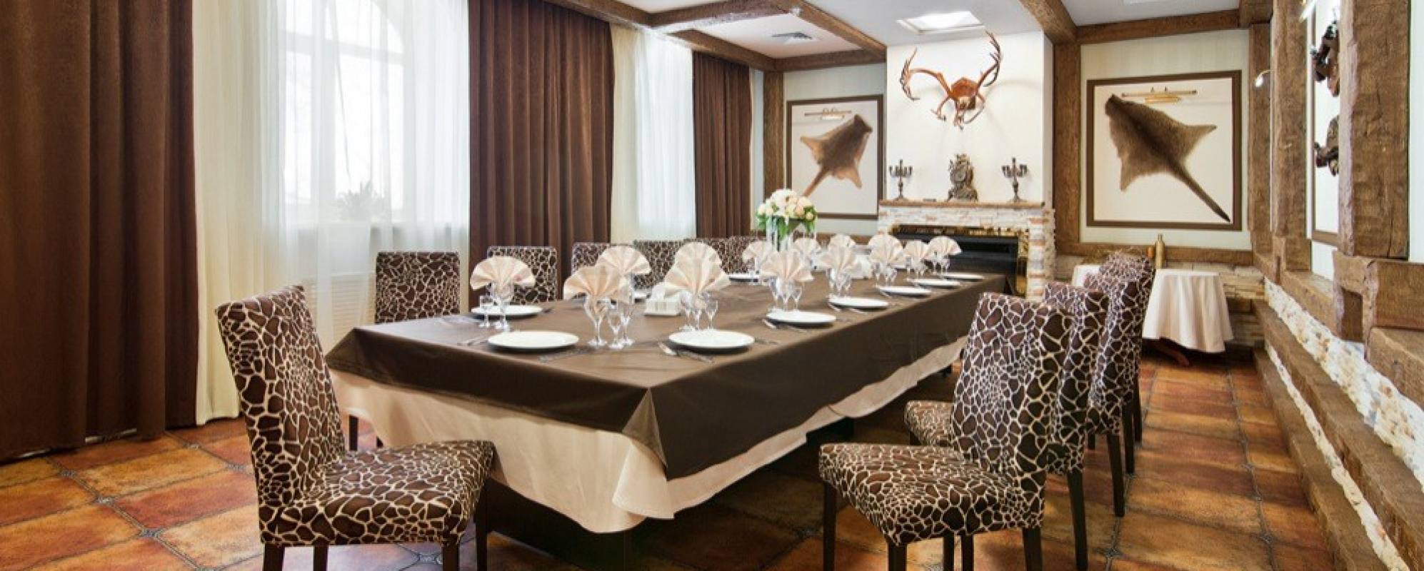 Фотографии банкетного зала Зал охотника
