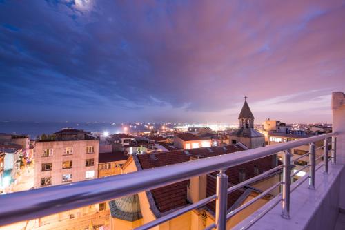 Фотография мини отеля Oban Suites Istanbul