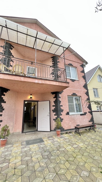 Фотография гостевого дома Золотой Шмель