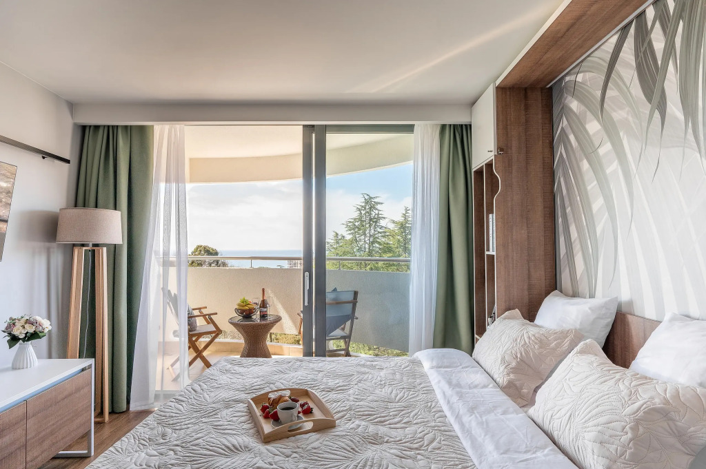 Фотография квартиры Апартаменты в отеле с видом на море. Космос 522