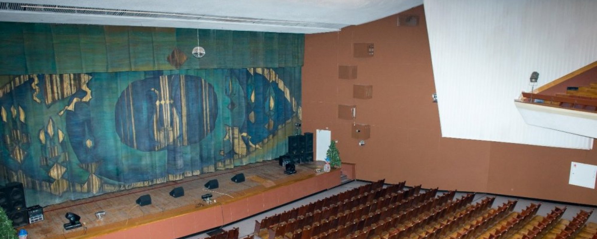 Фотографии конференц-зала Концертный зал Волгоградского областного центра народного творчества