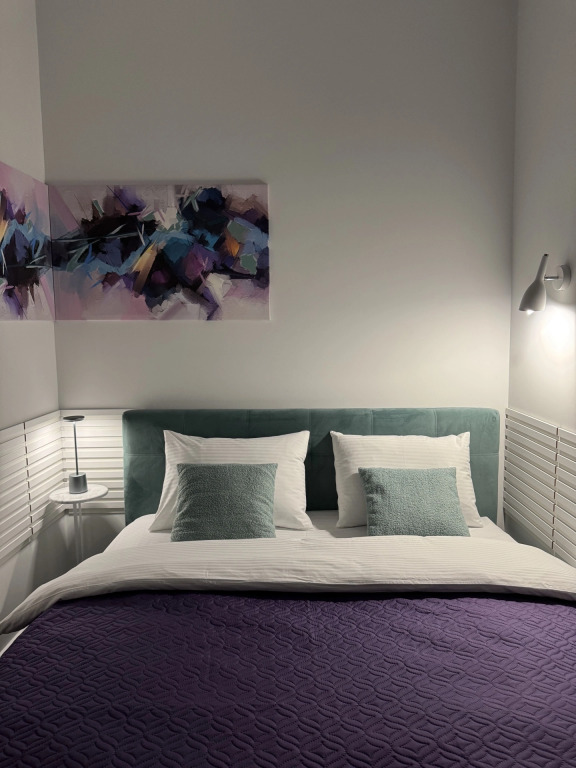 Фотография квартиры Квартиры "Пижама": 1-к «Лиловая мята» на Аллее Героев