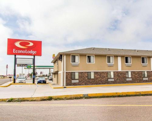 Фотография гостиницы Econo Lodge Limon