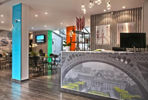 Фотография гостиницы Hotel Alpha Paris Eiffel by Patrick Hayat