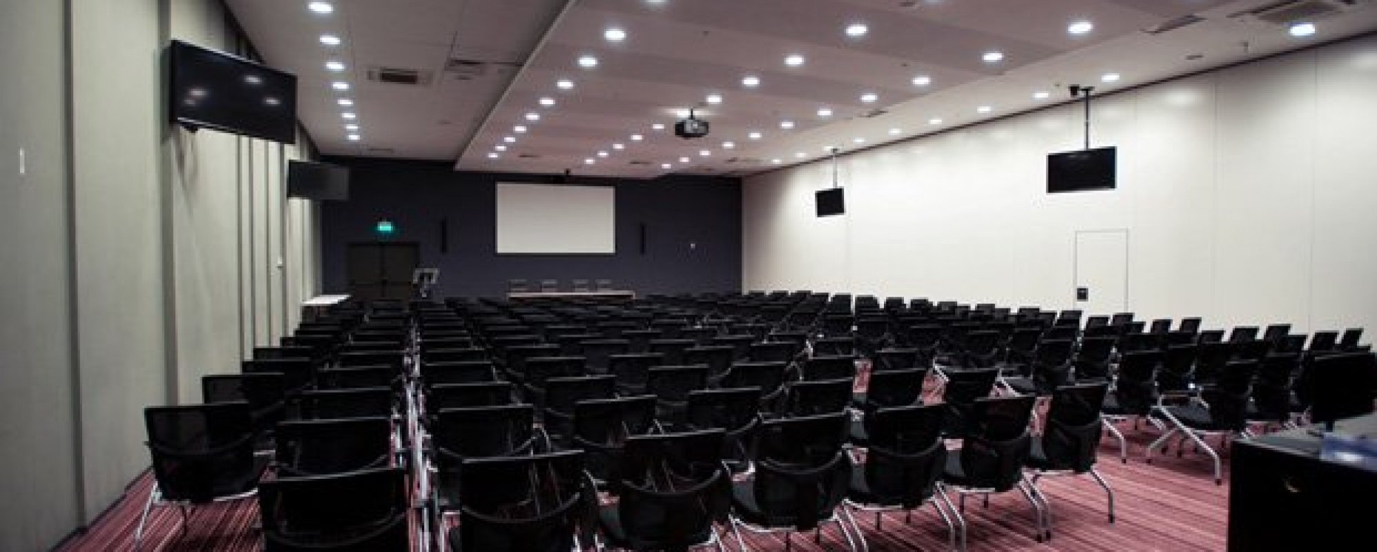 Фотографии конференц-зала МВК Новосибирск Экспоцентр Конференц-зал 2