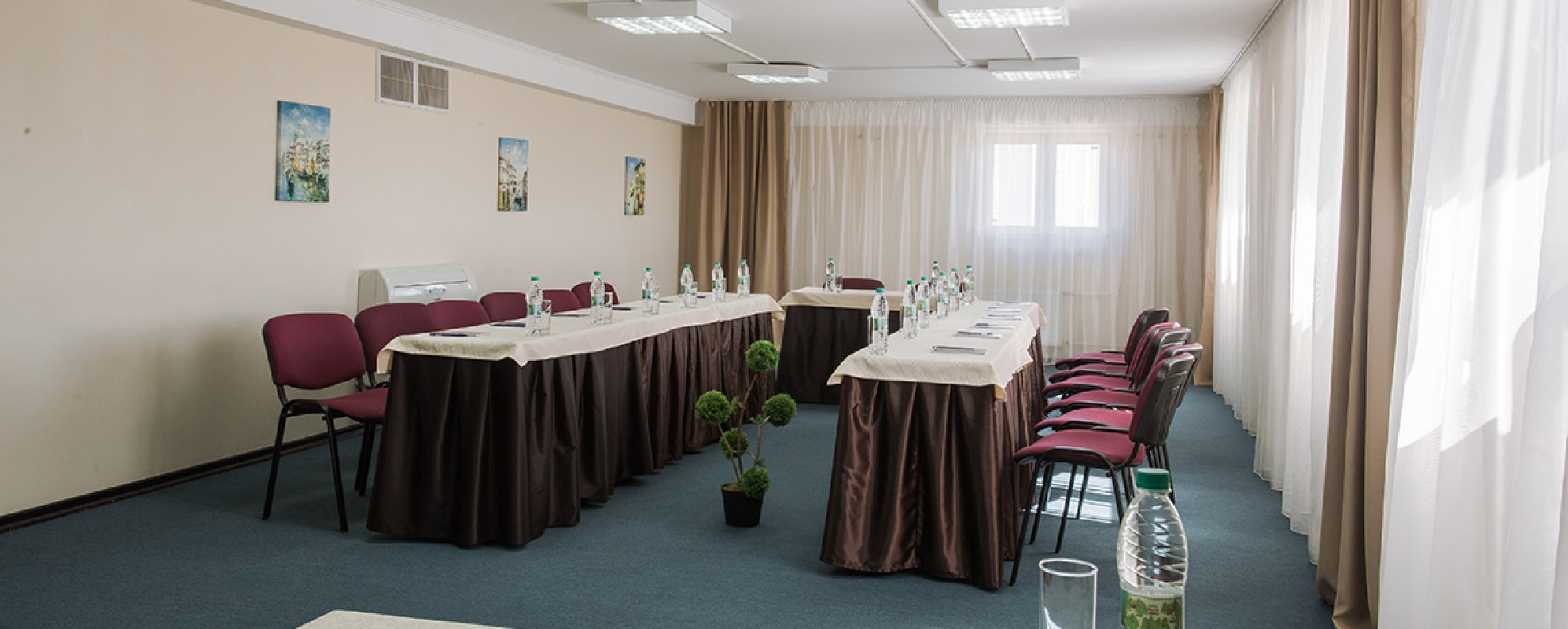 Фотографии конференц-зала София