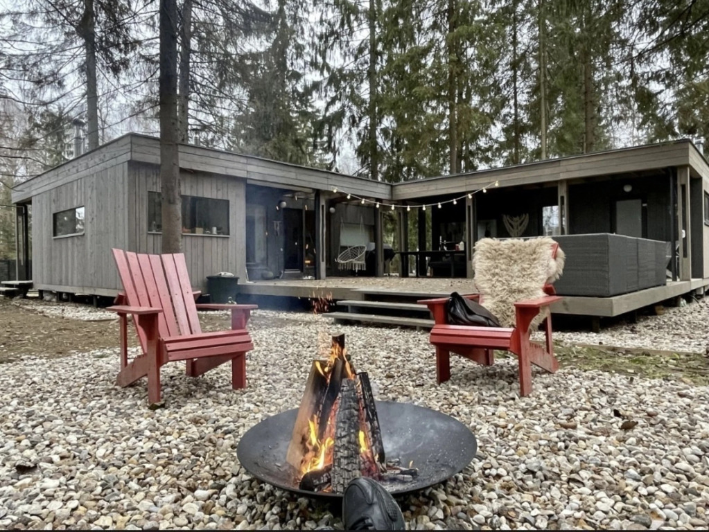 Фотография Коттеджа Шале Сказочная Скаут дача в хвойном лесу