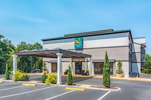 Фотография гостиницы Quality Inn Columbus