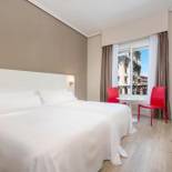 Фотография гостиницы Hotel Madrid Gran Via 25, Affiliated by Meliá