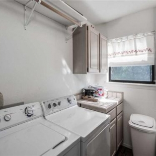 Фотография гостевого дома Sierra Lake Vista 5 Bedrooms