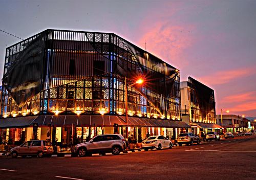 Фотография гостиницы 1969 Business Suites