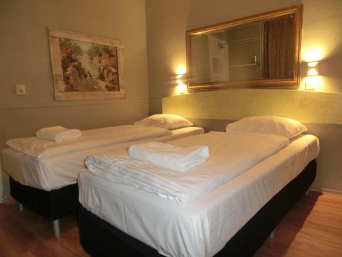 Фотография гостиницы Dam Hotel