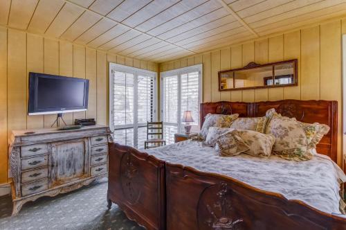 Фотография гостевого дома French Country Villager Condo