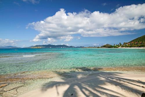 Фотография гостевого дома Bare Feet Retreat