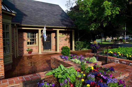 Фотография мини отеля Hillwinds Inn - Blowing Rock