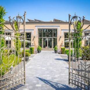 Фотографии гостиницы 
            De Vesten Suites