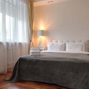 Фотография квартиры Апартаменты 1-комнатные HomeApart пр-т Независимости, 18