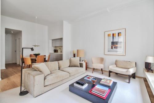 Фотография гостевого дома Modern Apt 3BDR/3BTH - Louvre Museum/Tuileries