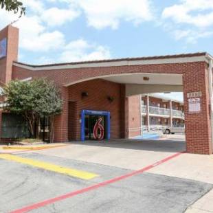 Фотографии гостиницы
Motel 6-Plano, TX - Plano Northeast