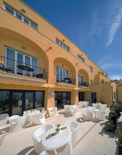 Фотография гостиницы Hotel Albatros Varigotti