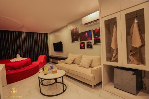 Фотографии гостиницы
Golden Hotel 2