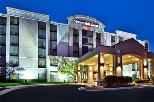 Фотография гостиницы SpringHill Suites by Marriott Chicago SW Burr Ridge/Hinsdale