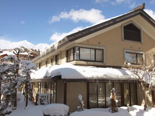 Фотография мини отеля Hakuba Onsen Ryokan Shirouma-so