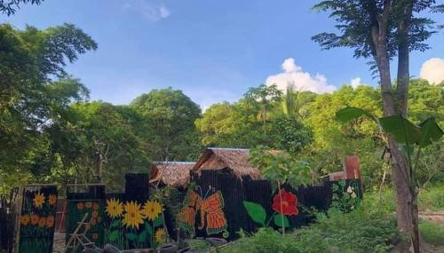 Фотография гостевого дома Kambal Kubo Resthouse at Sitio Singalong Bgy San Jose Antipolo