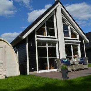 Фотография гостевого дома Kapitänshaus Zerpenschleuse Holiday Chalet